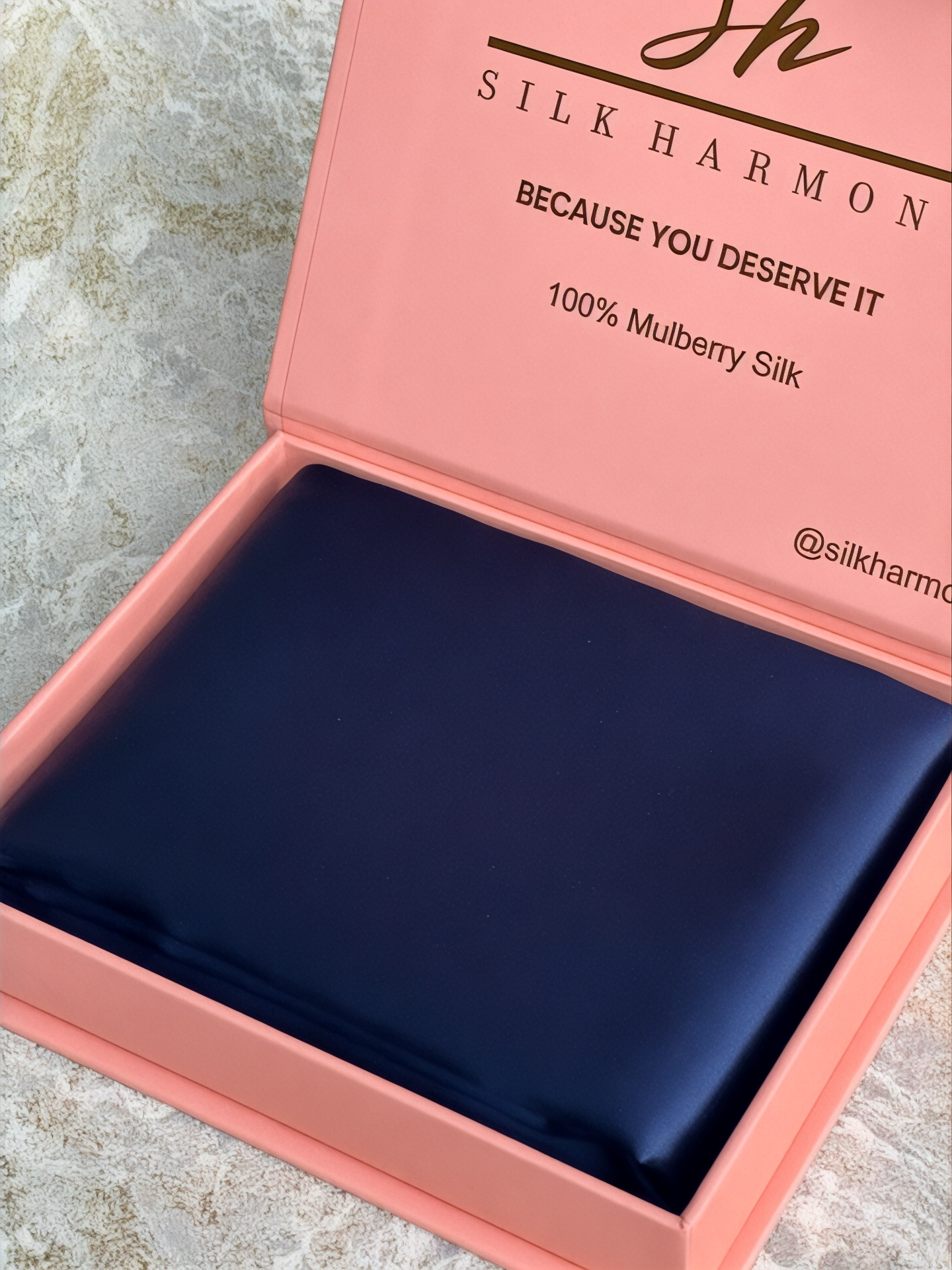 The Mulberry Silk Pillowcase - French Navy