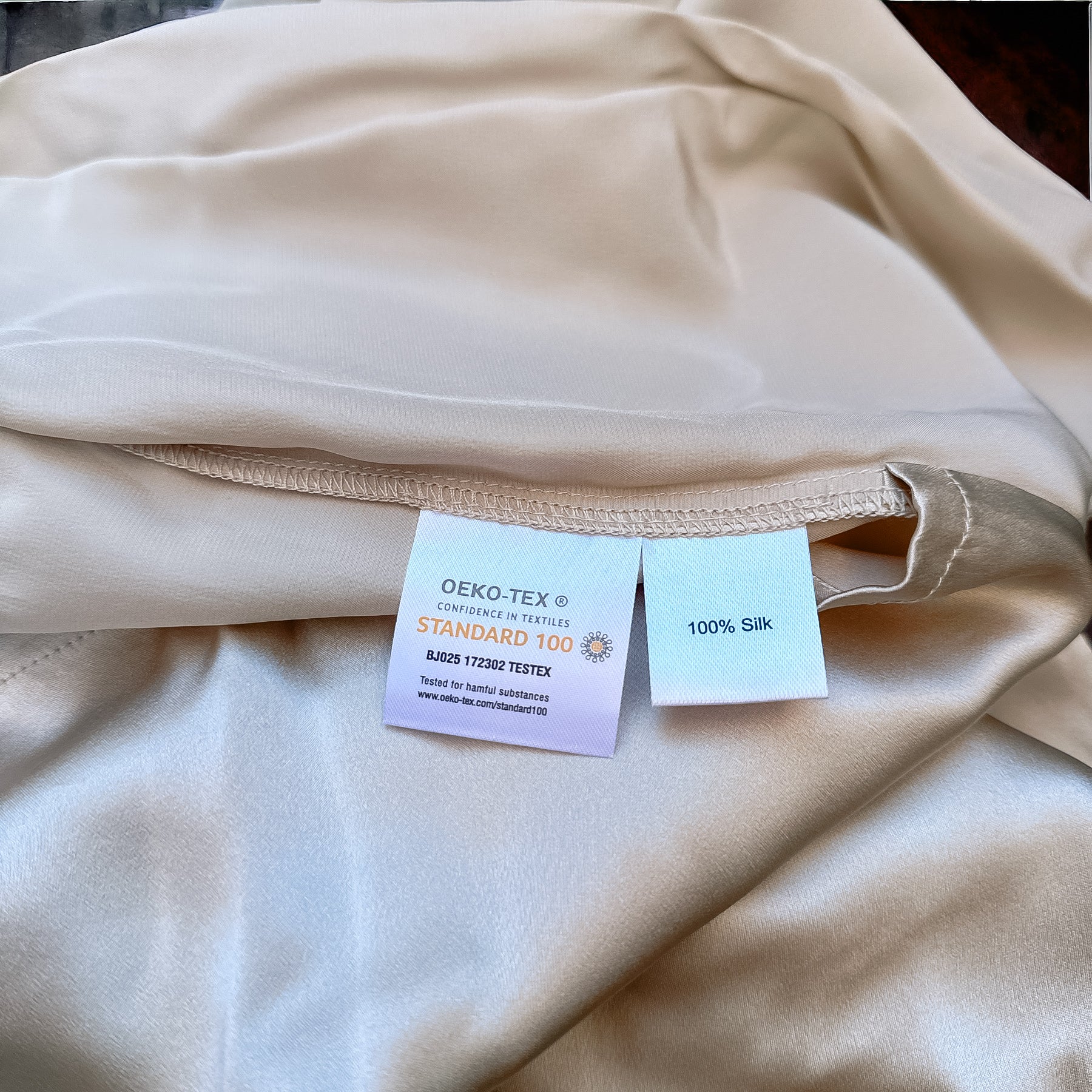 The Pure Silk Pillowcase Pair - Champagne – Silk Harmony